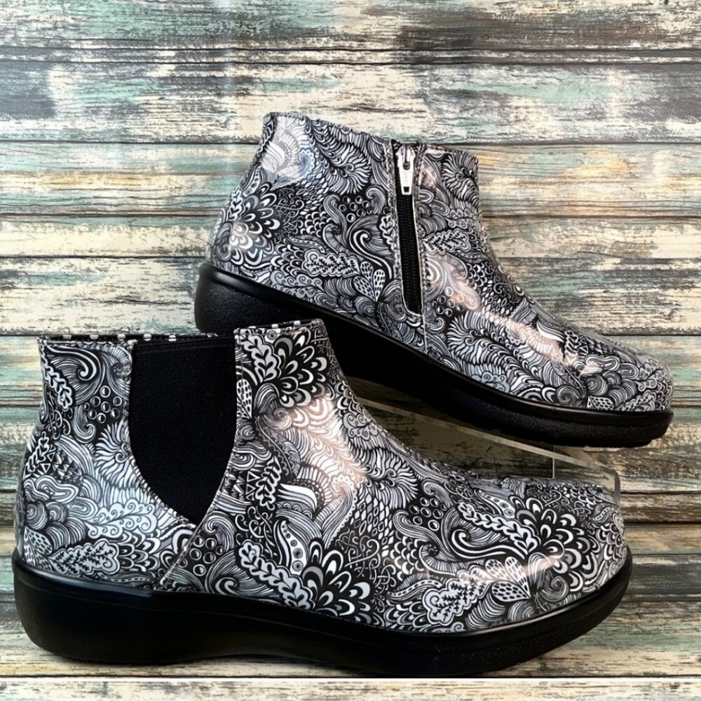 Alegria Climatease Womens Ankle Rain Boot Paisley Winter Garden Paddock